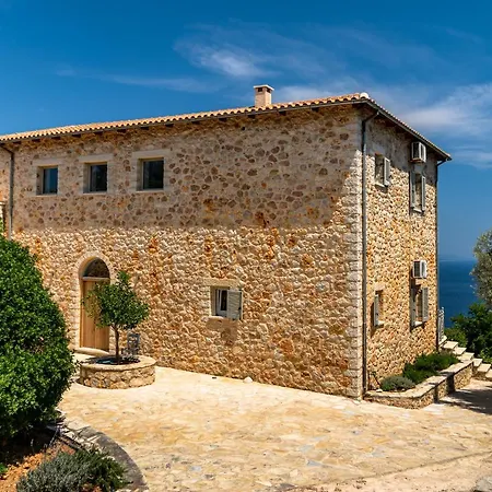 Villa Kalokairi *